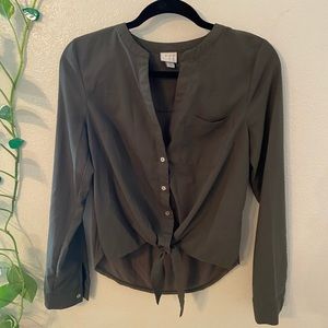Button down tie front top